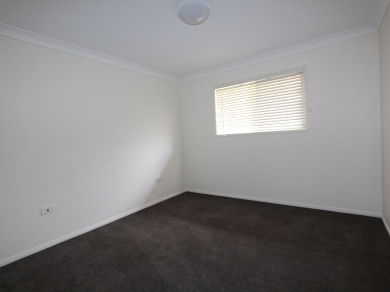 20 Callaghan Street, Emerald QLD 4720