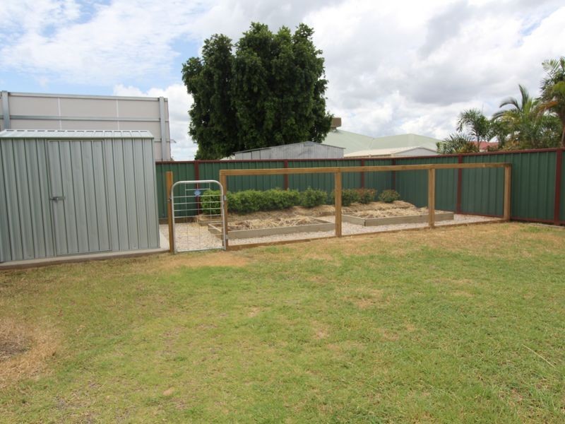 20 Callaghan Street, Emerald QLD 4720