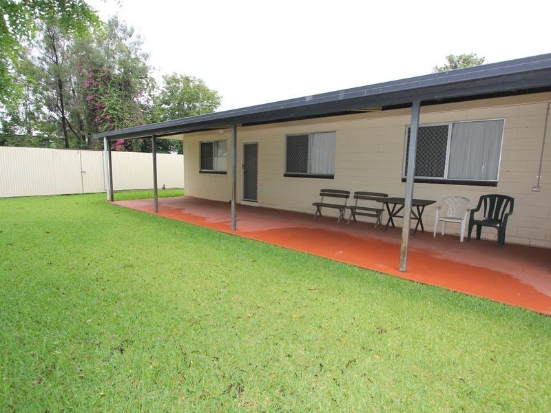 Unit 2/18 Diamond Avenue, Emerald QLD 4720