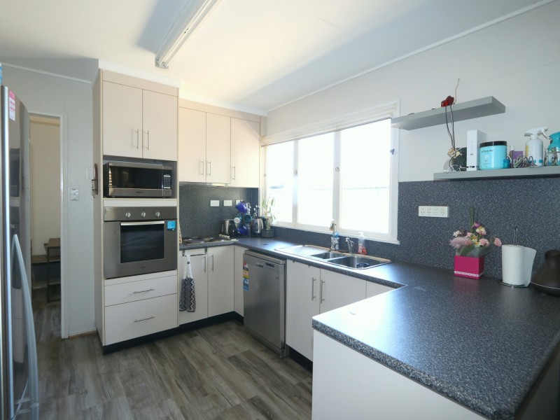 12 Copland Street, Emerald QLD 4720