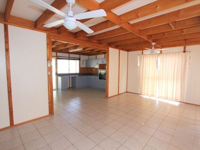 38 Bailey Street, Capella QLD 4723