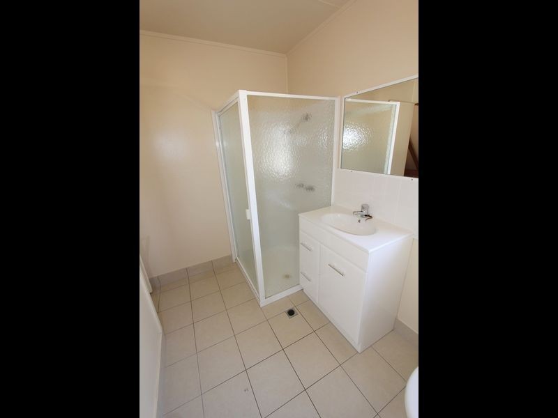 38 Bailey Street, Capella QLD 4723