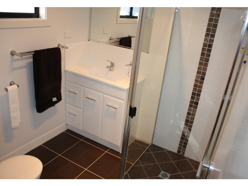 Unit 1/3 Duroux Street, Emerald QLD 4720