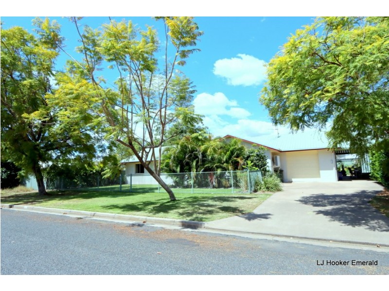 3 Clark Drive, Emerald QLD 4720