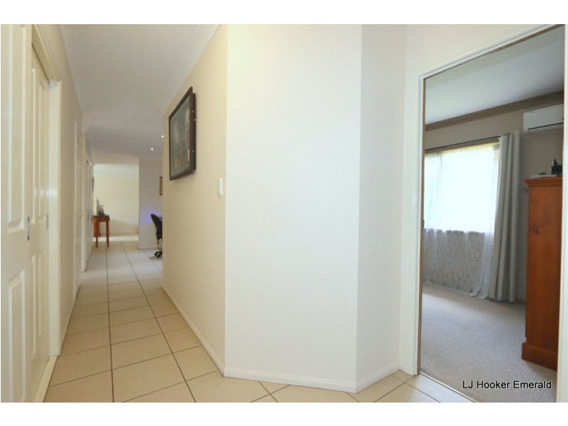 3 Clark Drive, Emerald QLD 4720