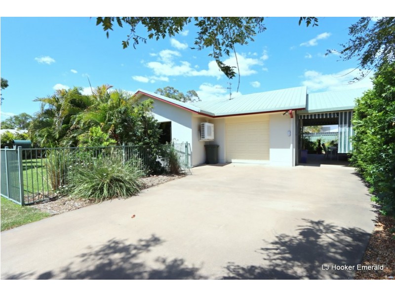 3 Clark Drive, Emerald QLD 4720