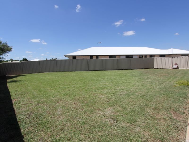 22 Kassidy Drive, Emerald QLD 4720