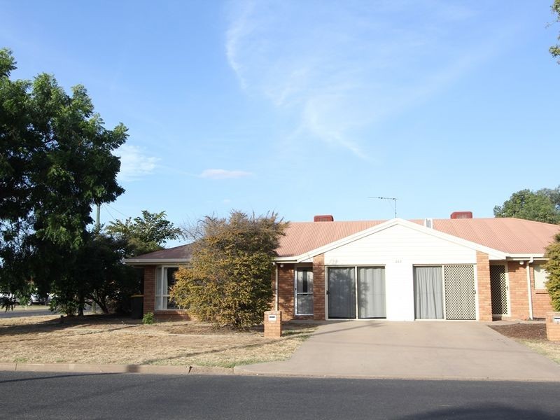 Unit 2/222 Borilla Street, Emerald QLD 4720