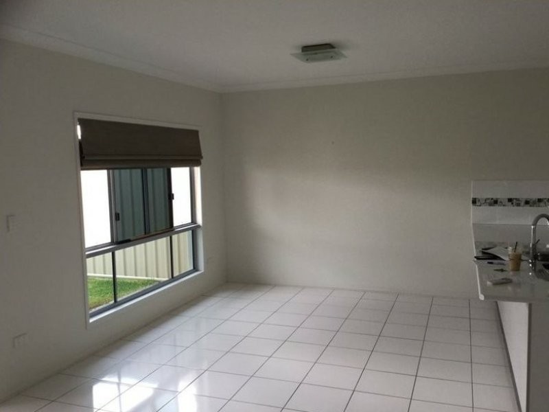6 Yering Street, Emerald QLD 4720