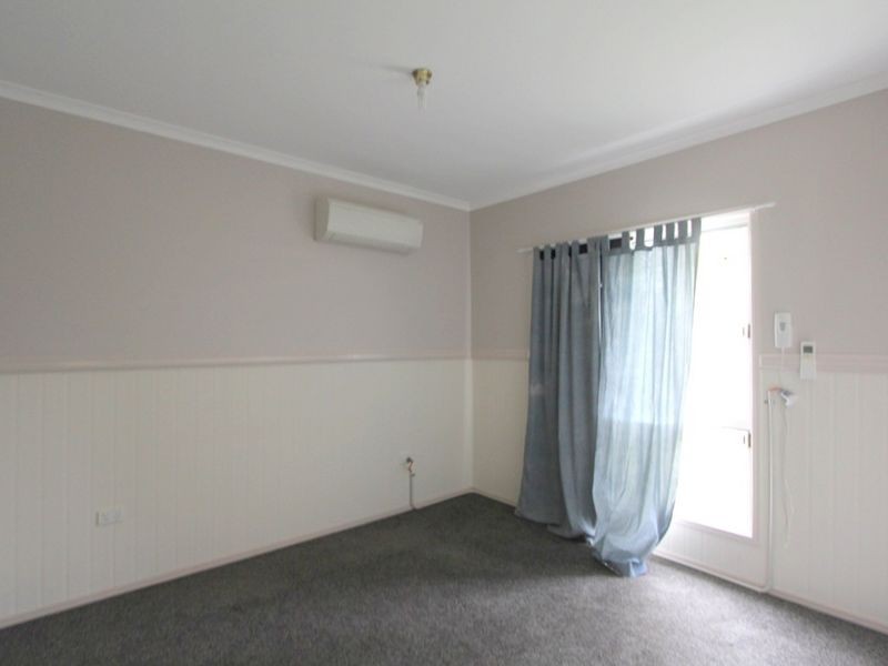 68 Staal Cr, Emerald QLD 4720