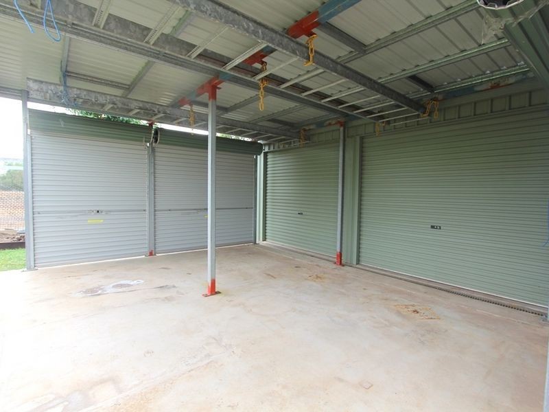 68 Staal Cr, Emerald QLD 4720