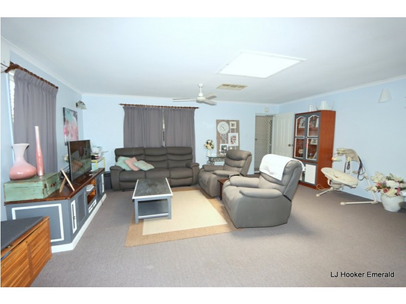 14 Eubar Place, Emerald QLD 4720