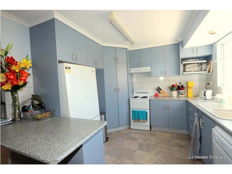 14 Eubar Place, Emerald QLD 4720