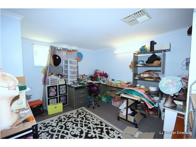 14 Eubar Place, Emerald QLD 4720