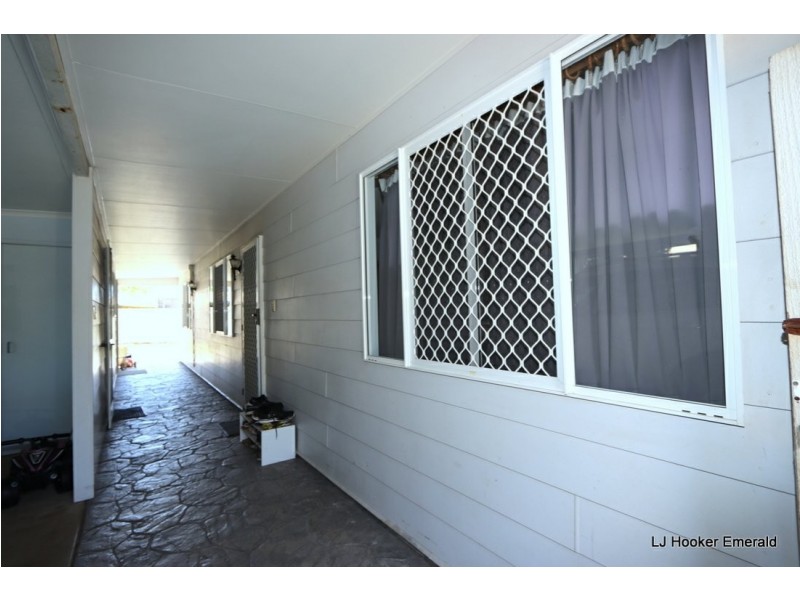 14 Eubar Place, Emerald QLD 4720