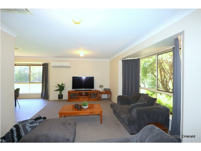 27 Edgewood Drive, Emerald QLD 4720