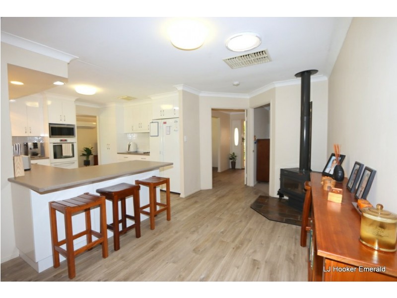 27 Edgewood Drive, Emerald QLD 4720