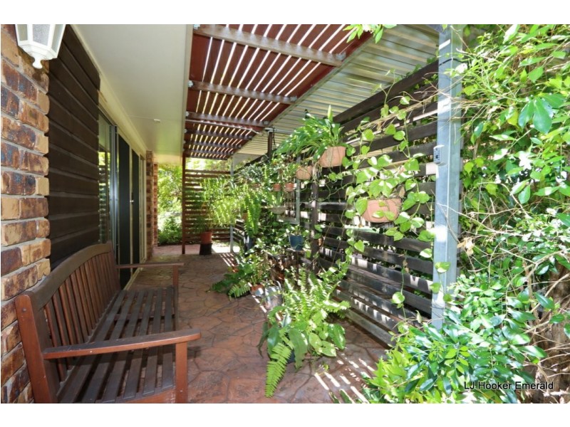 27 Edgewood Drive, Emerald QLD 4720