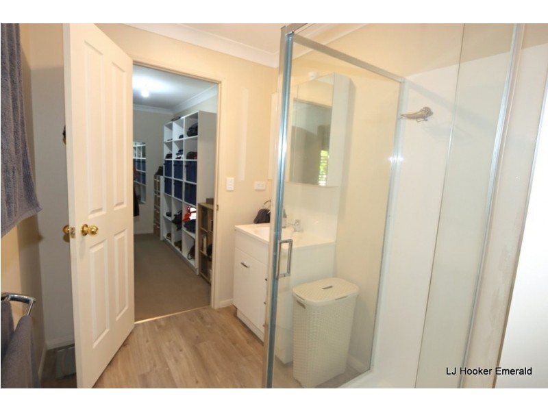 27 Edgewood Drive, Emerald QLD 4720