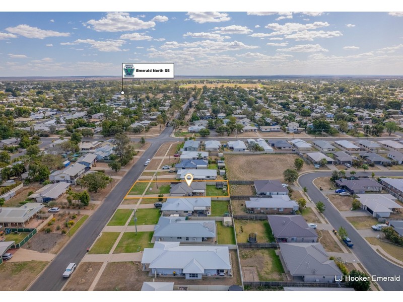 77 Loch Street, Emerald QLD 4720