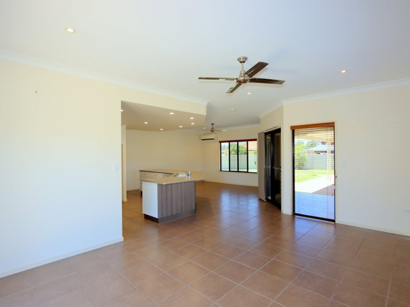 39 Kidd Street, Emerald QLD 4720