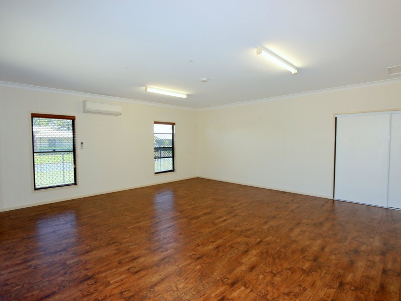 39 Kidd Street, Emerald QLD 4720