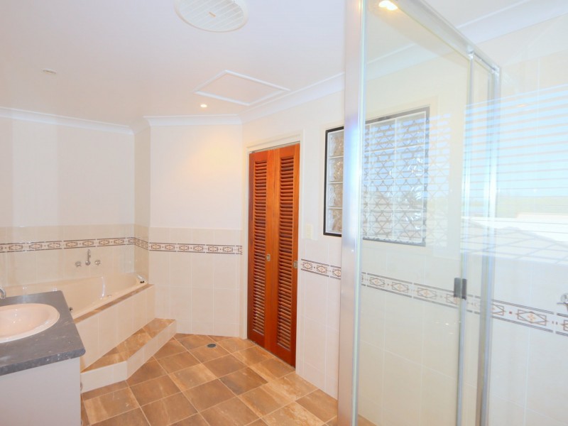 39 Kidd Street, Emerald QLD 4720