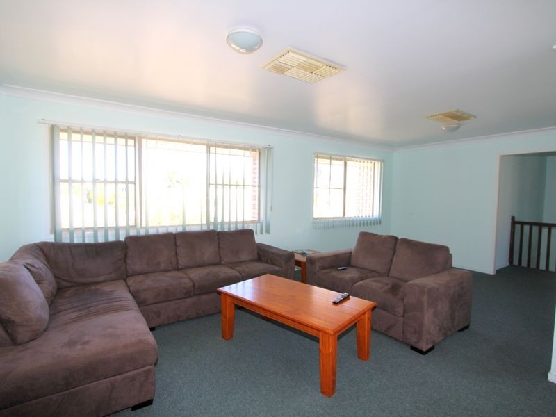 22 Jacqueline Drive, Emerald QLD 4720