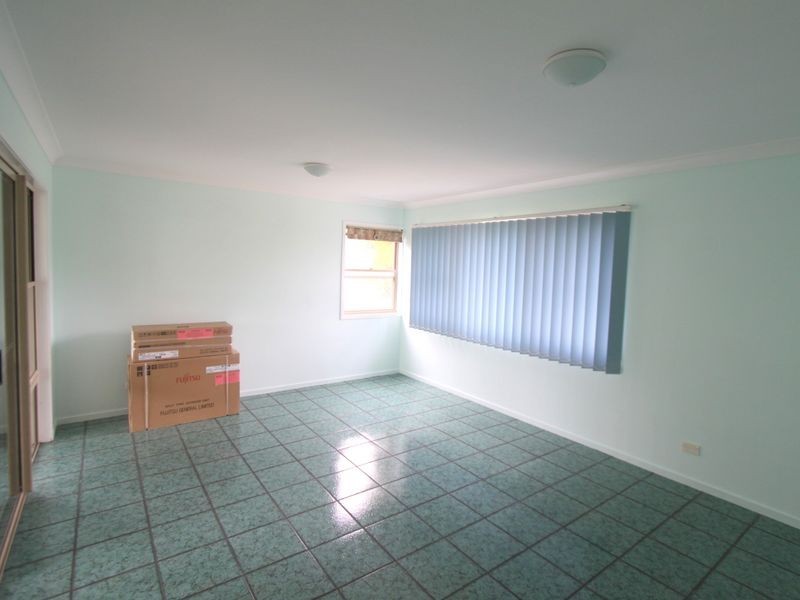 22 Jacqueline Drive, Emerald QLD 4720