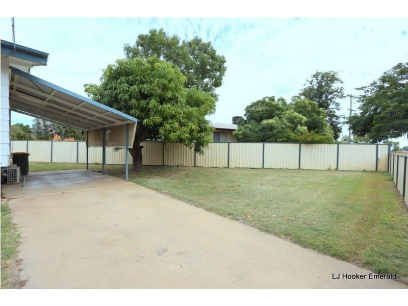 2 Loch Street, Emerald QLD 4720