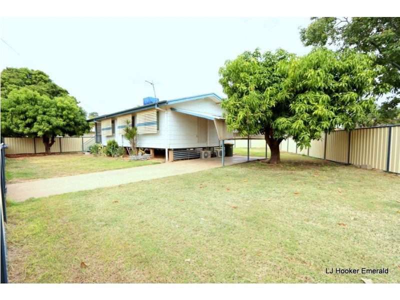2 Loch Street, Emerald QLD 4720