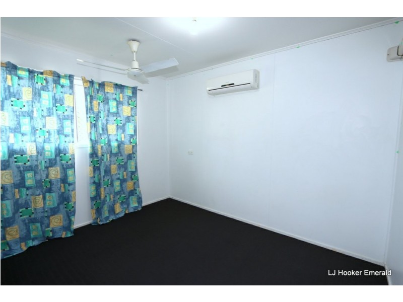 2 Loch Street, Emerald QLD 4720