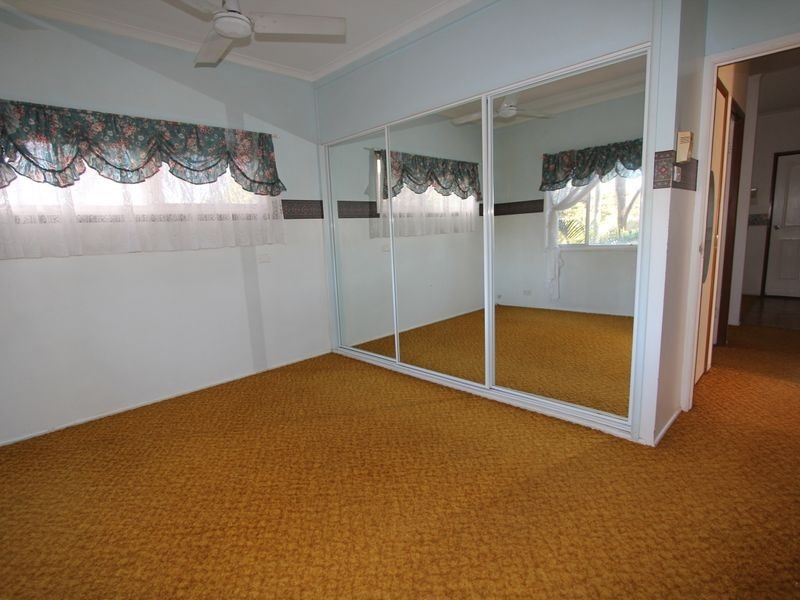 12 Mellish Crescent, Emerald QLD 4720