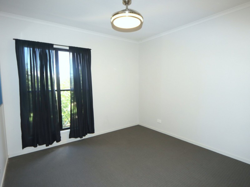 19 Thornton Street, Emerald QLD 4720