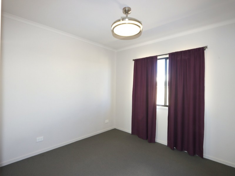 19 Thornton Street, Emerald QLD 4720