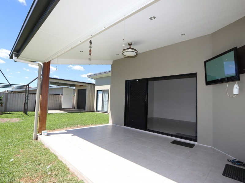 19 Thornton Street, Emerald QLD 4720
