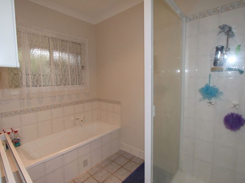 4A Andrews Road, Emerald QLD 4720