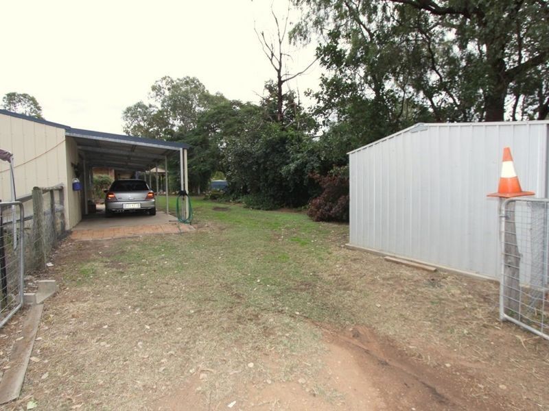 4A Andrews Road, Emerald QLD 4720