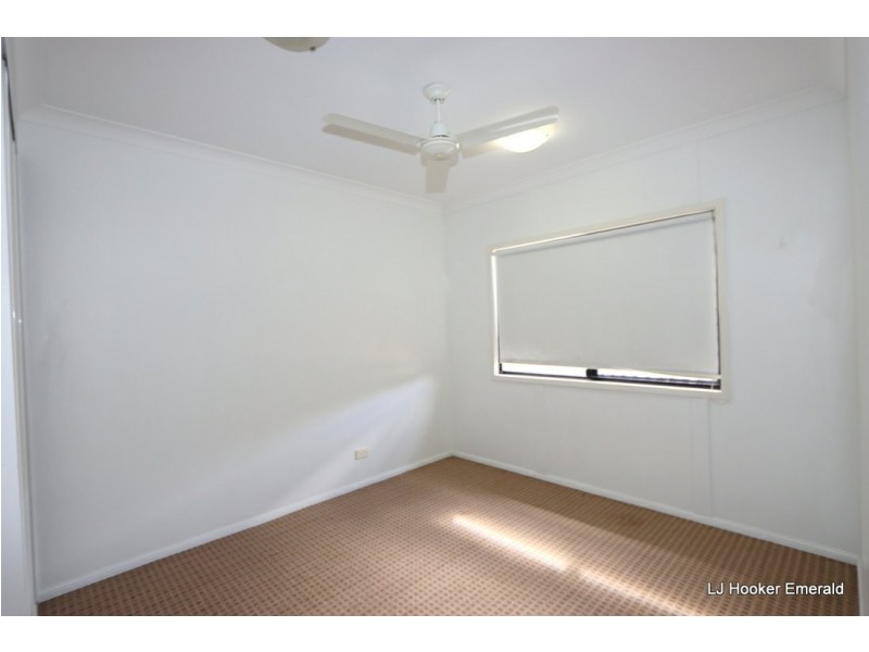 17 Glovar Street, Emerald QLD 4720