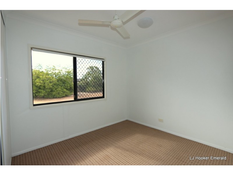 17 Glovar Street, Emerald QLD 4720