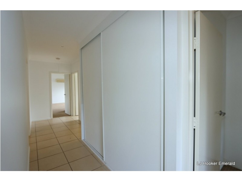 17 Glovar Street, Emerald QLD 4720