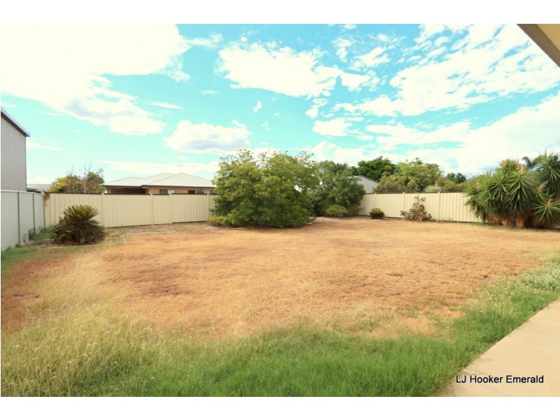 17 Glovar Street, Emerald QLD 4720