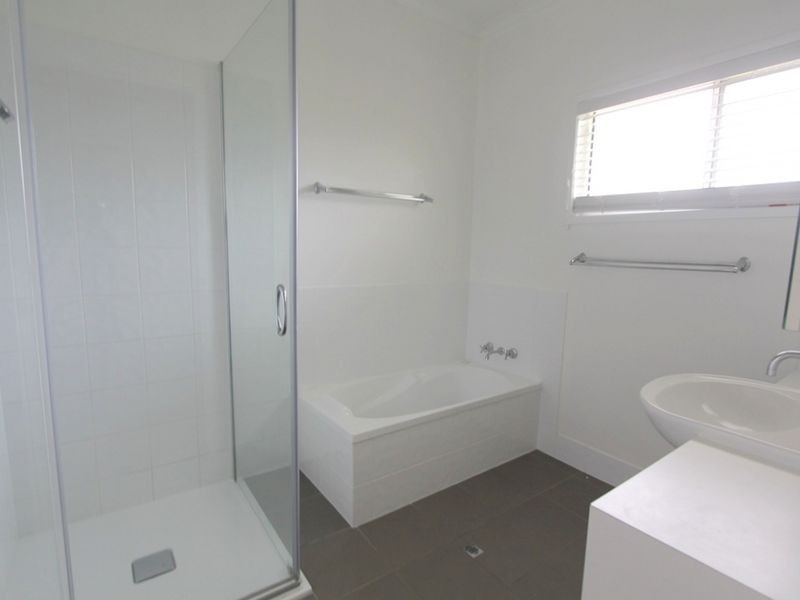 1 Eric Court, Emerald QLD 4720