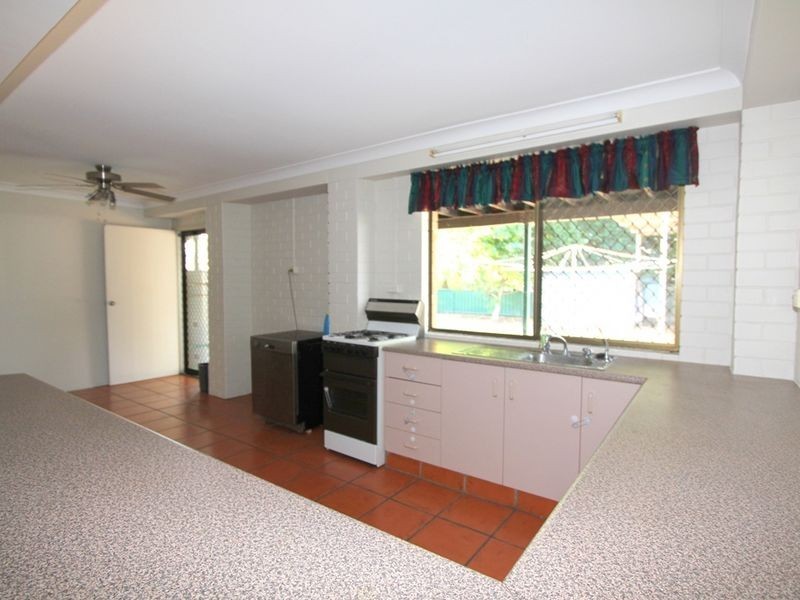 4 Buchholz Place, Emerald QLD 4720