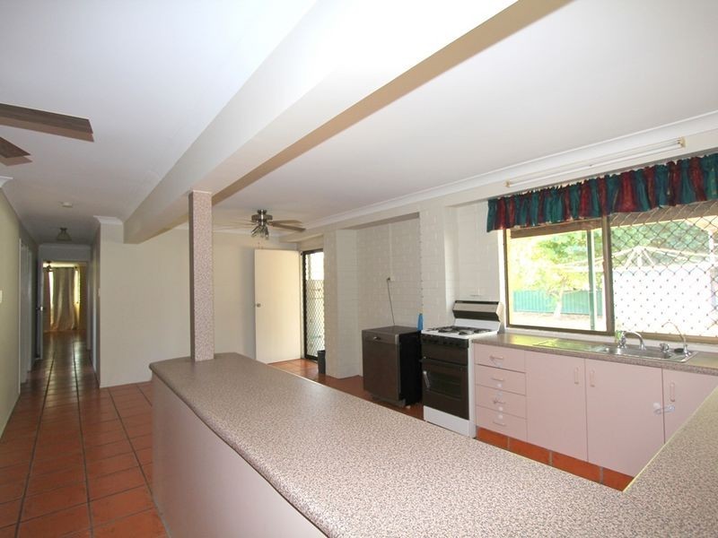 4 Buchholz Place, Emerald QLD 4720