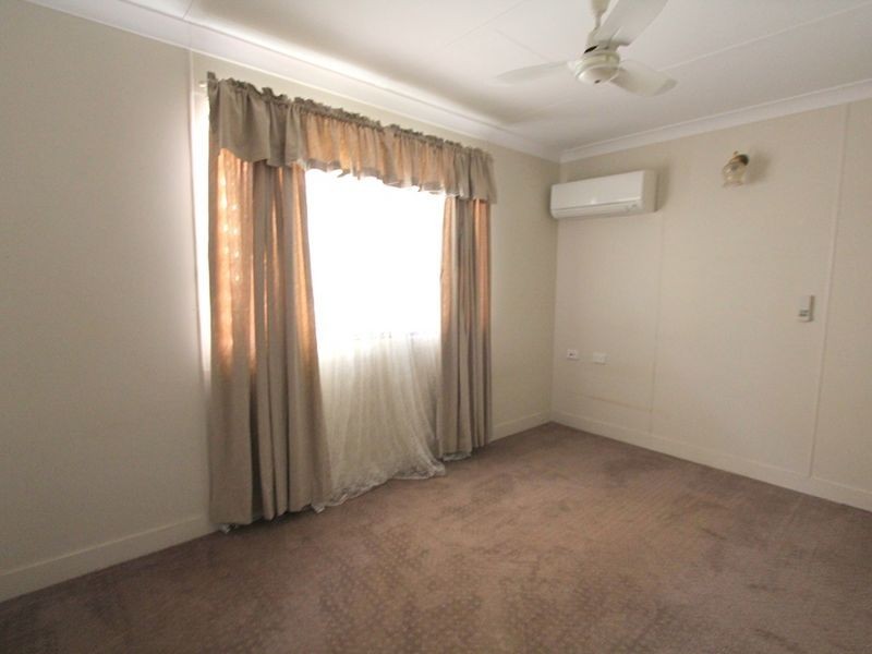 4 Buchholz Place, Emerald QLD 4720