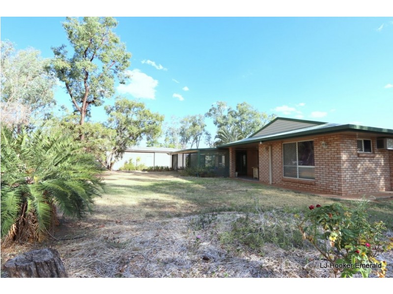 10 Batavia Court, Emerald QLD 4720