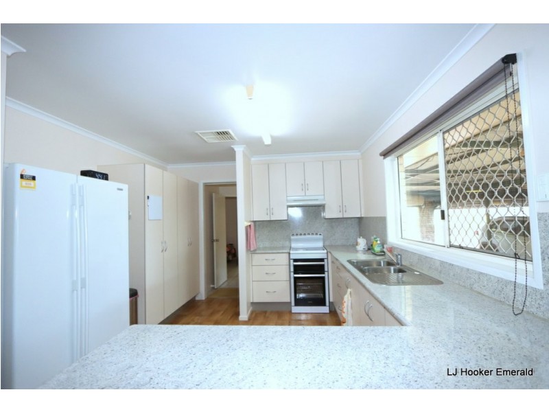10 Batavia Court, Emerald QLD 4720
