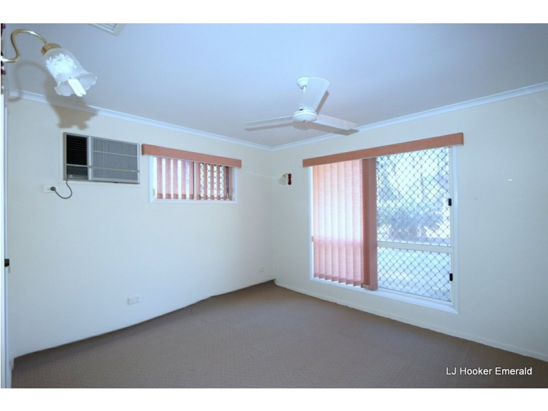 10 Batavia Court, Emerald QLD 4720