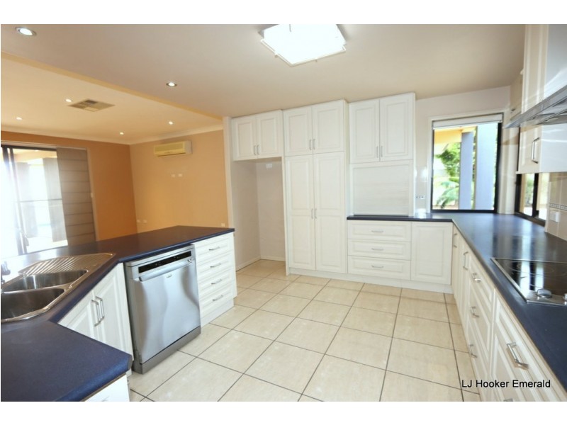17-19 Dodd Drive, Emerald QLD 4720